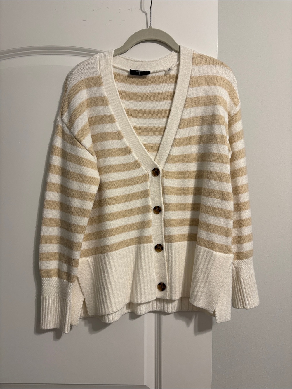 T Tahari Cream & Beige Striped V-Neck Button Cardigan